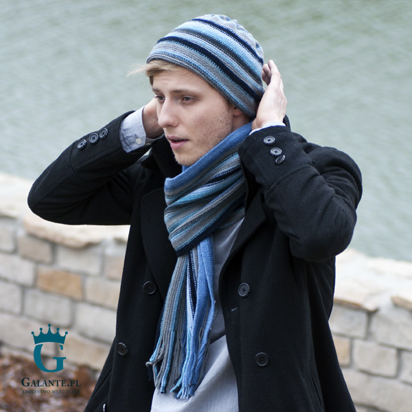 Wełniana niebieska czapka męska LW-009