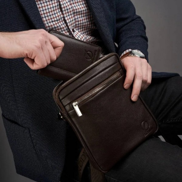 Mała skórzana saszetka męska Brodrene G-02 ciemny brąz