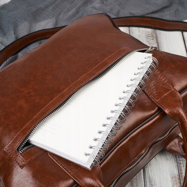 Torba na laptop z gładkiej skóry licowej Brodrene jasny brąz