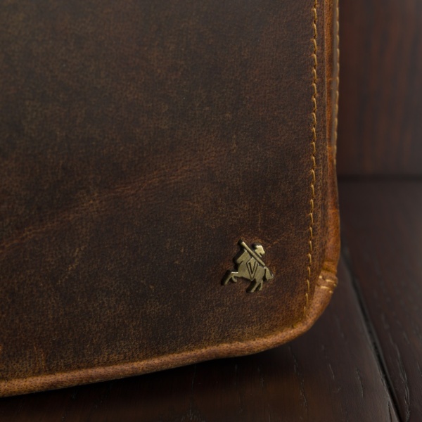 Skórzana saszetka podróżna Visconti S-45